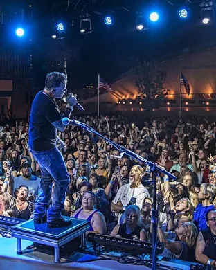 Gary Allan Helotes