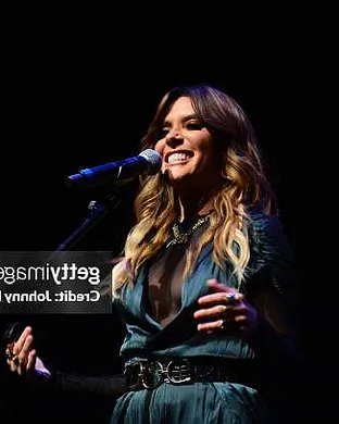 Kany Garcia San Antonio
